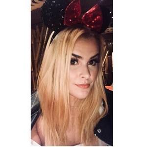 Meet your Posher, Sara naomi